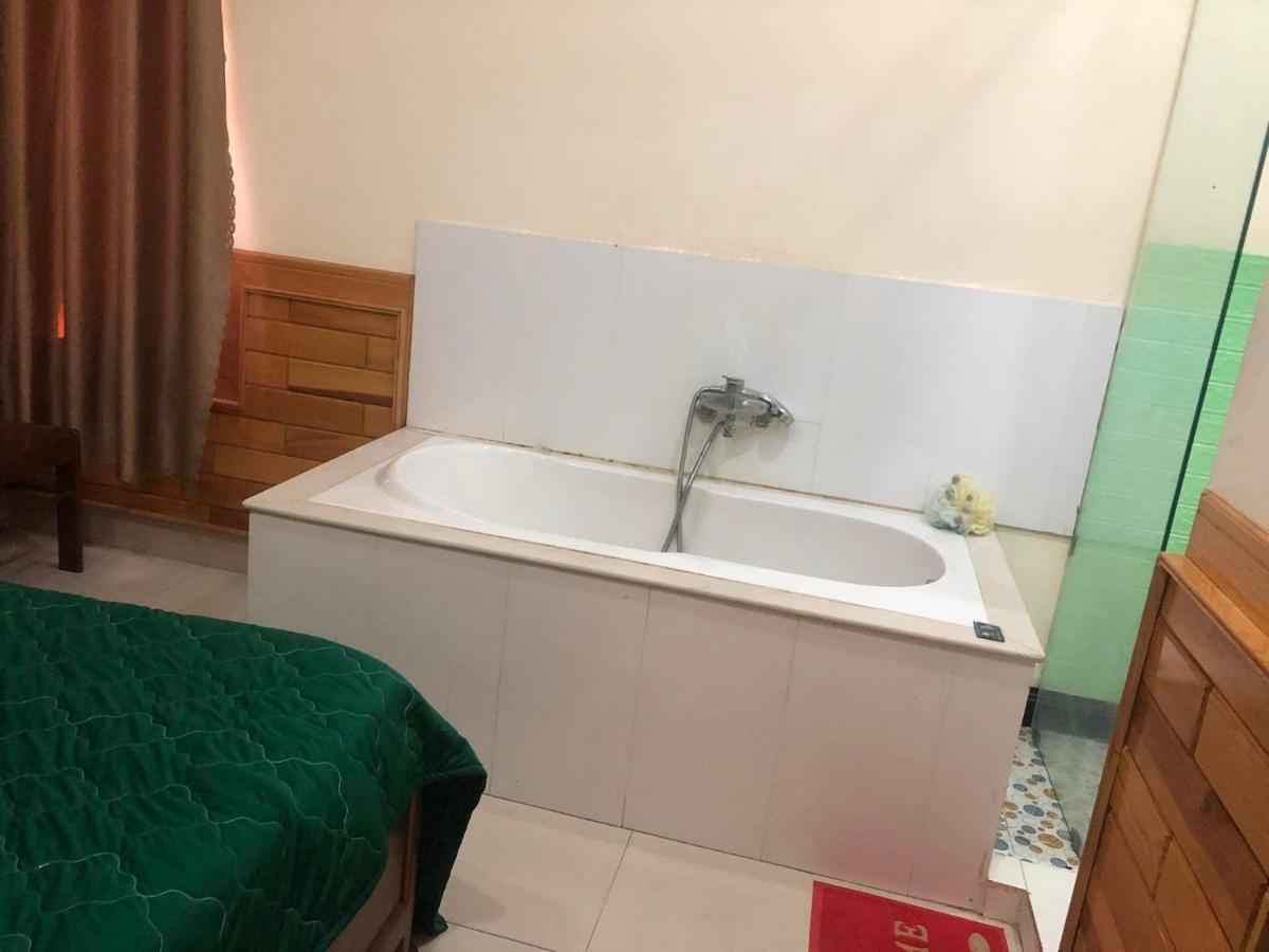 Hoang Gia Bao Hotel Tỉnh Kontum Exterior foto